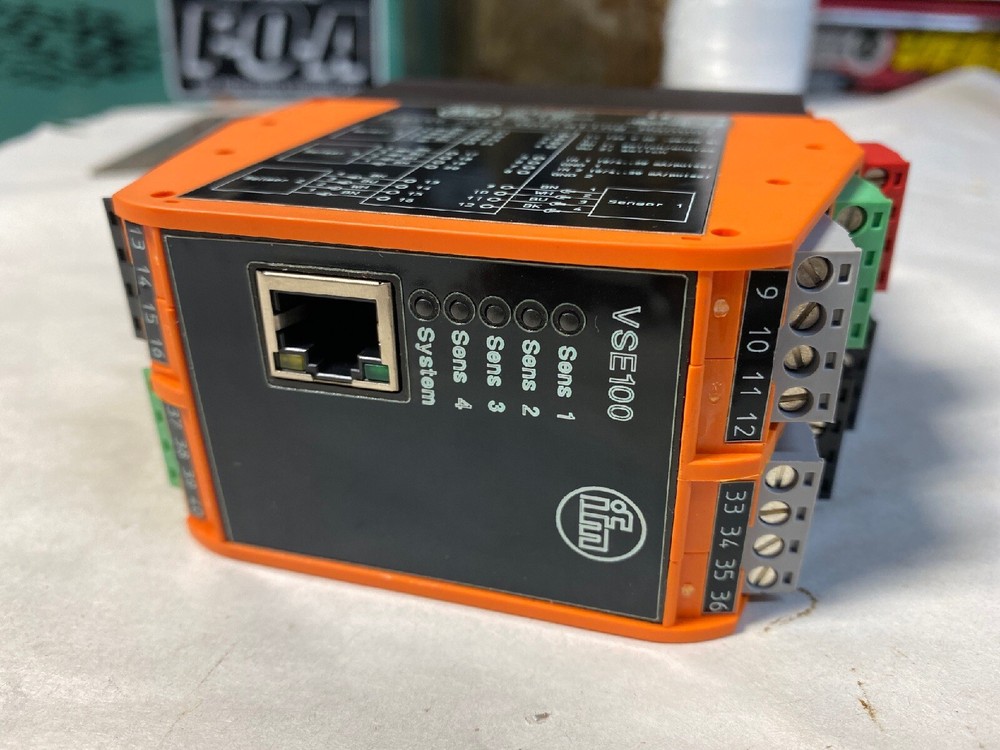 IFM EFECTOR 800 Vibration Diagnostic Sensor Controller VSE100 FAST SHIPPING