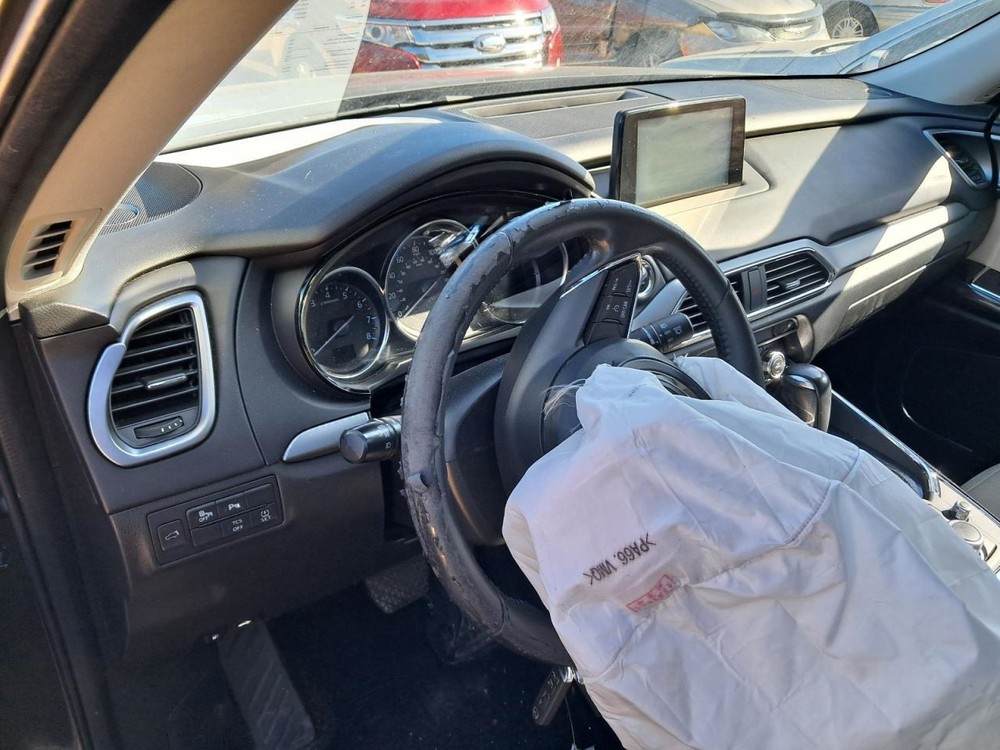 CX-9 2017 Glove Box 4821635