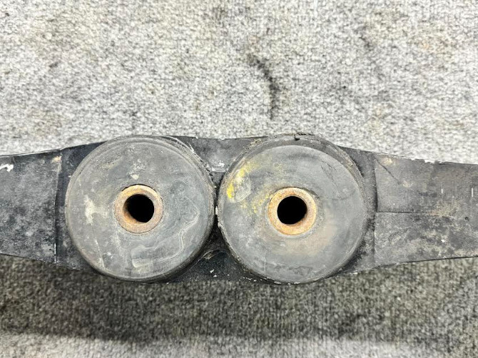 KENWORTH 05-15046M002 SUPPORT-ENGINE FRONT CAST ALUM