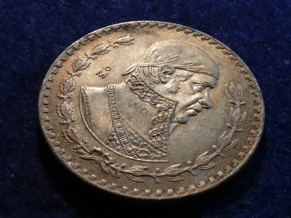 1959 Mexican Silver Un Peso Nicely Toned! #1446