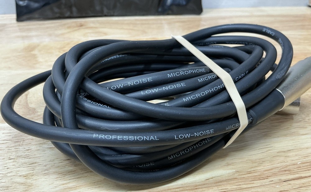 Digital Reference DVR200 Wired XLR Dynamic Microphone