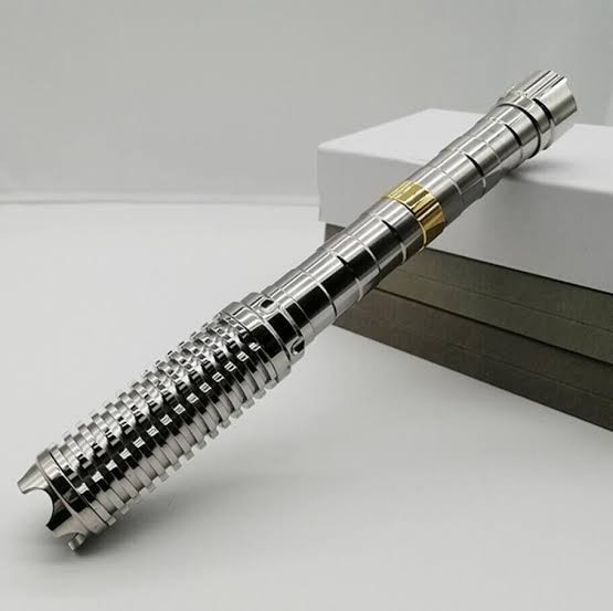 high power blue burning laser pointer 50000 mw laser pointer high power Focus