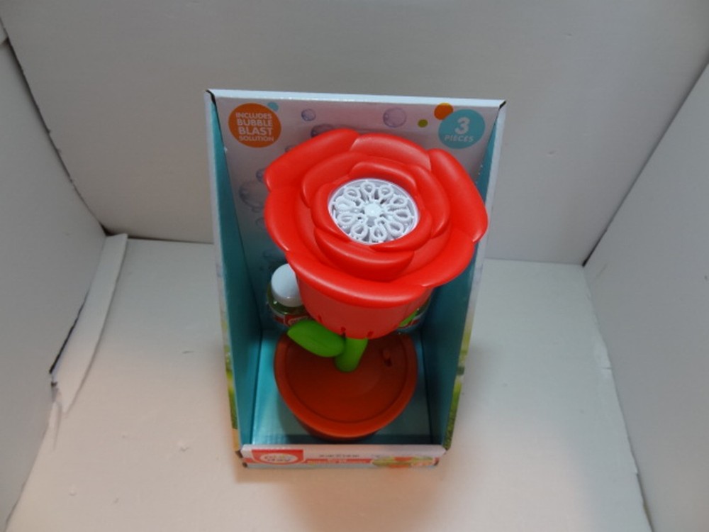 Play Day, Bubble Flowers Rose Bubble Blowing Toy, 2 Fluid Ounces Bubble Solution