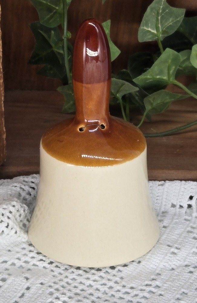 stoneware bell w/ fall barn (25162) hand painted