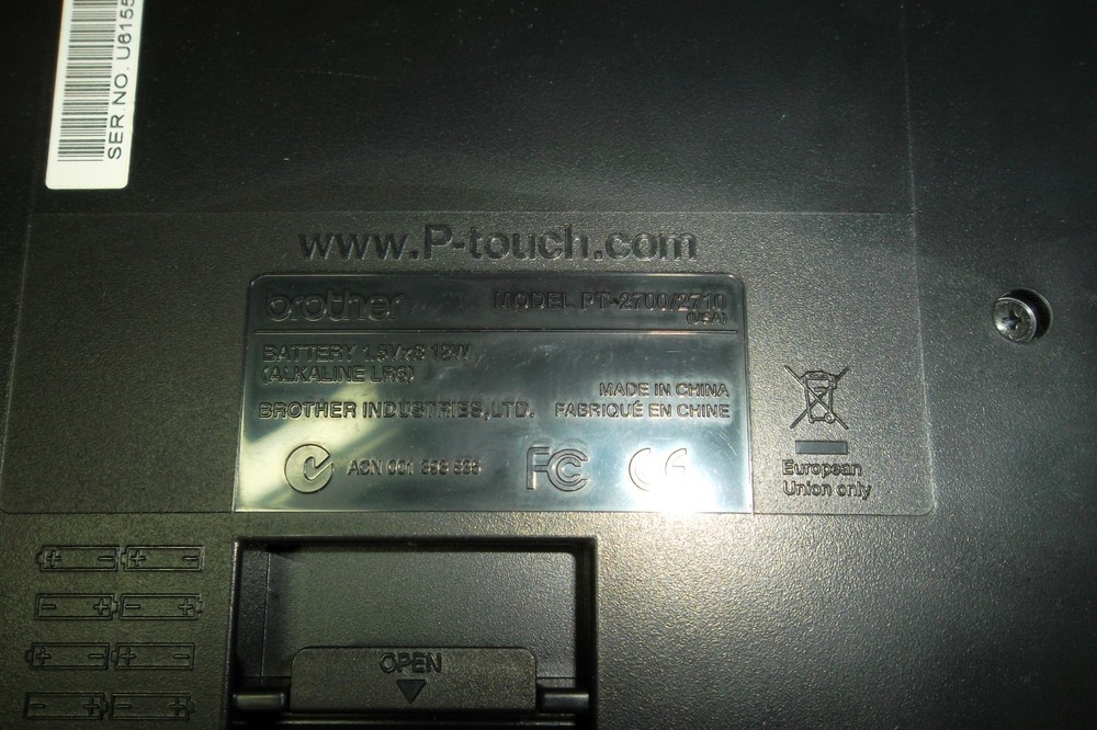 Brother P-Touch PT-2700 Thermal Electronic Label Printer USB Battery AC Powered