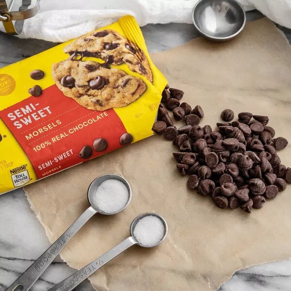 Nestle Toll House Baking Chocolate Chips