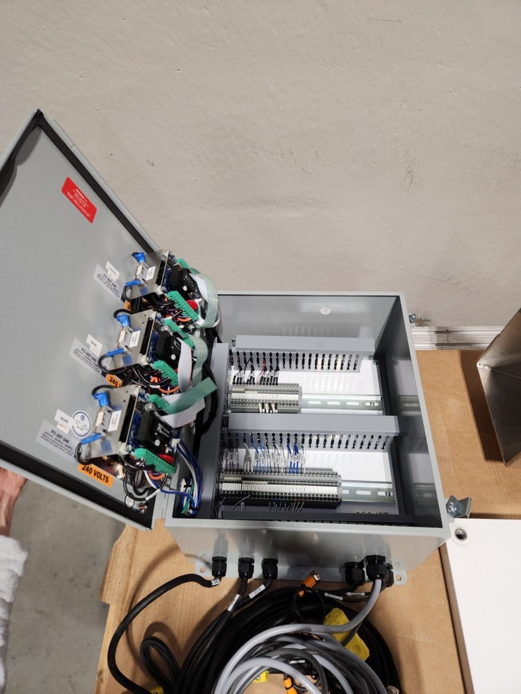 Service Engineering Vibratory Feeder Bowl/ Control Panel/ Feeder 230V/ 10CCW