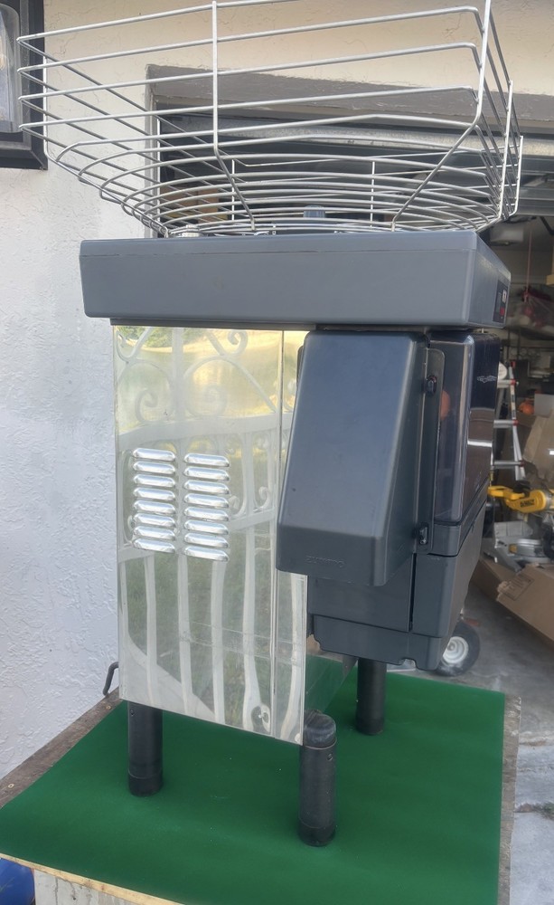 Used Model Z40 Zummo Juice Machine working Great ! 😃