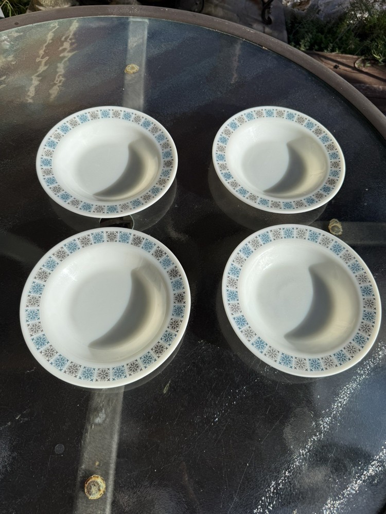 Bulk Set Vintage English JAJ Pyrex Chelsea Pattern
