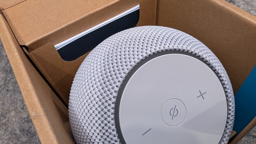 Amazon Echo Dot Max 2025 Newest Model Smart Speaker for Alexa+ MA49CA White