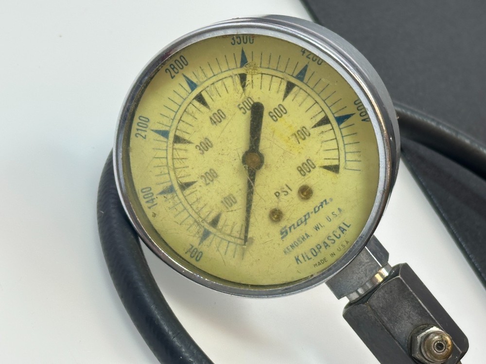 🇺🇸 Snap On Tools USA 800 PSI Diesel Kilopascal Compression Tester Gauge MT33B