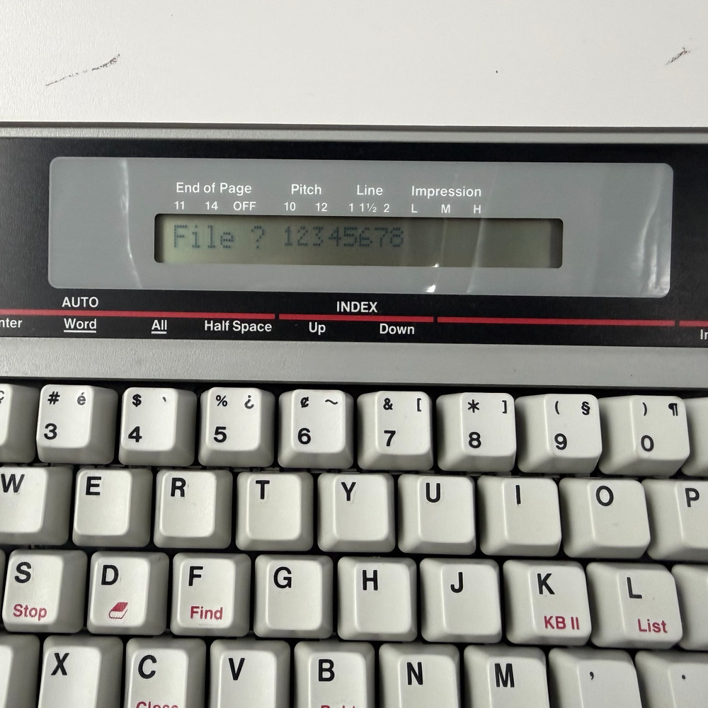 Smith Corona XD 5700 Electronic Typewriter Spell-Right Dictionary Memory TESTED