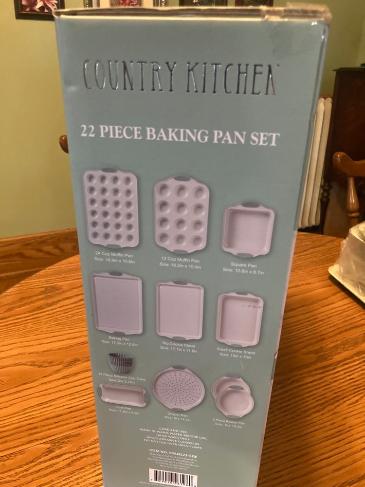 Country Kitchen 22 piece Nonstick Bakeware Set Sage & Cream Heavy Duty Stackable