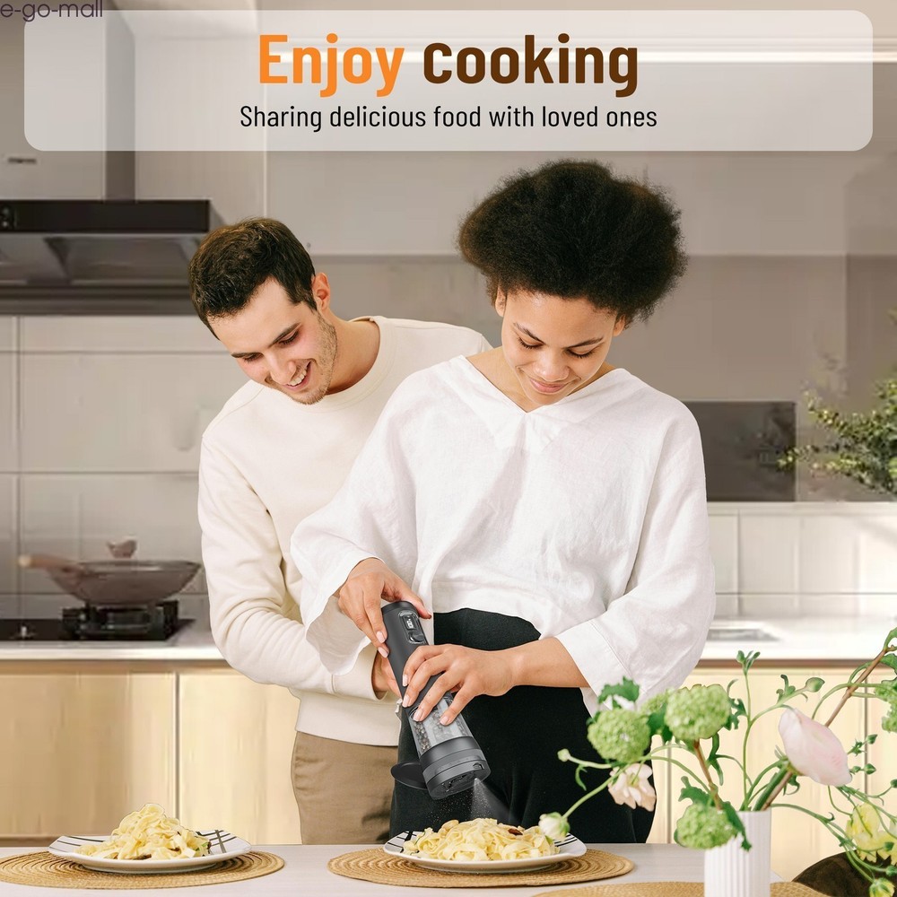 2PCS Electric Salt and Pepper Grinder Set Automatic Grinder w/ Rechargeable Base