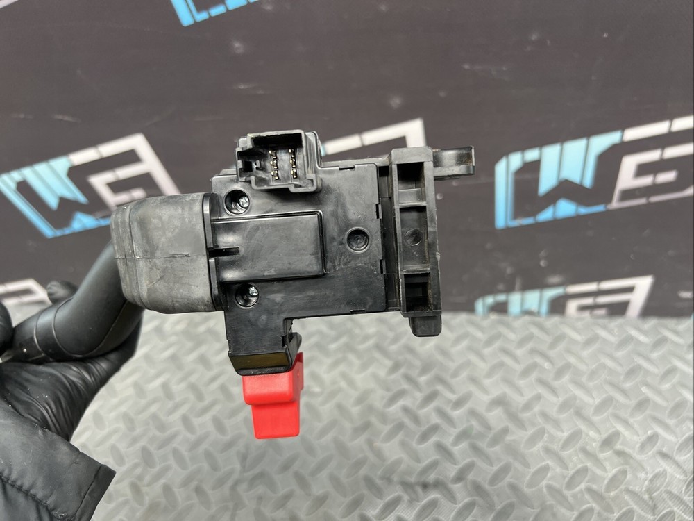 A06-36956-003 Freightliner M2 106 Column Turn Windshield Wiper Hazard Switch