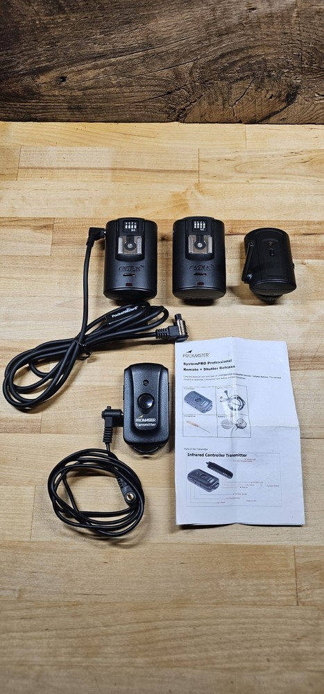 Miscellaneous Camera Accessories.   (173)