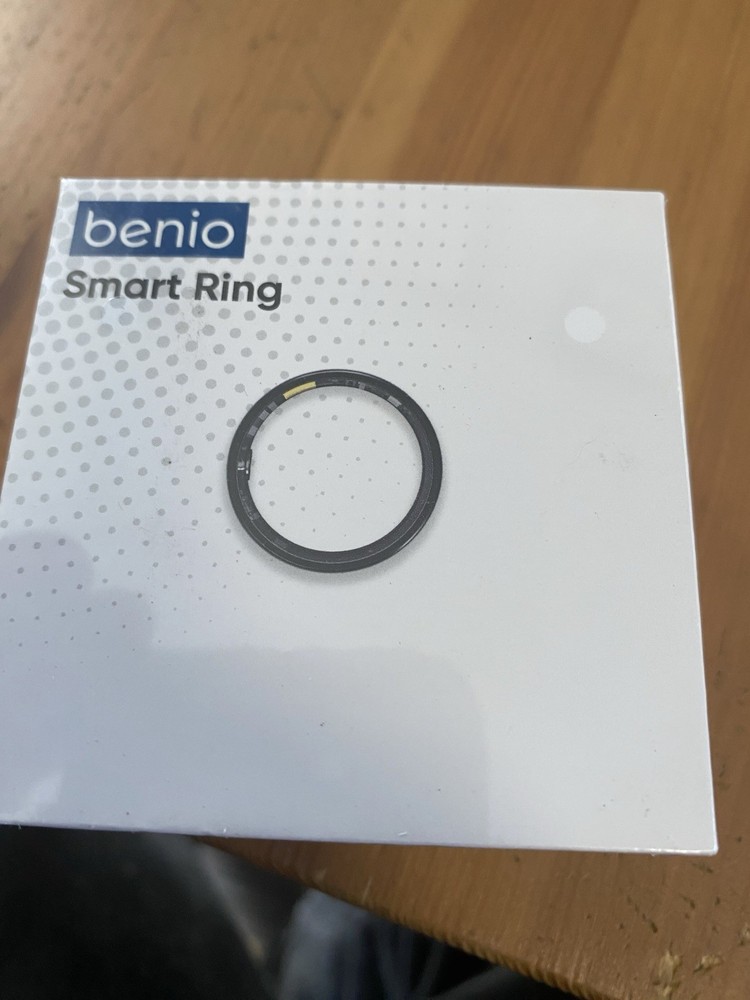 NIB Benio Gen 2 Smart Ring Gold.  Benio Size. 9