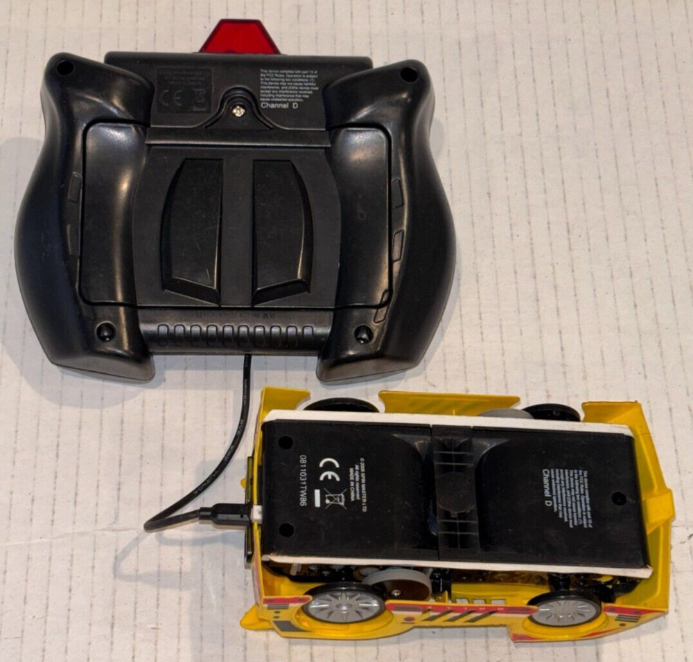 AIR HOG, R/C CONTROLLER & CAR (As Found, Untested)