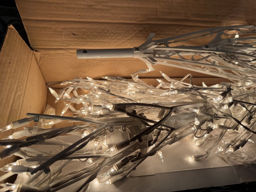 Holiday Time 6ft Lighted Wire Tree - MISSING BASE