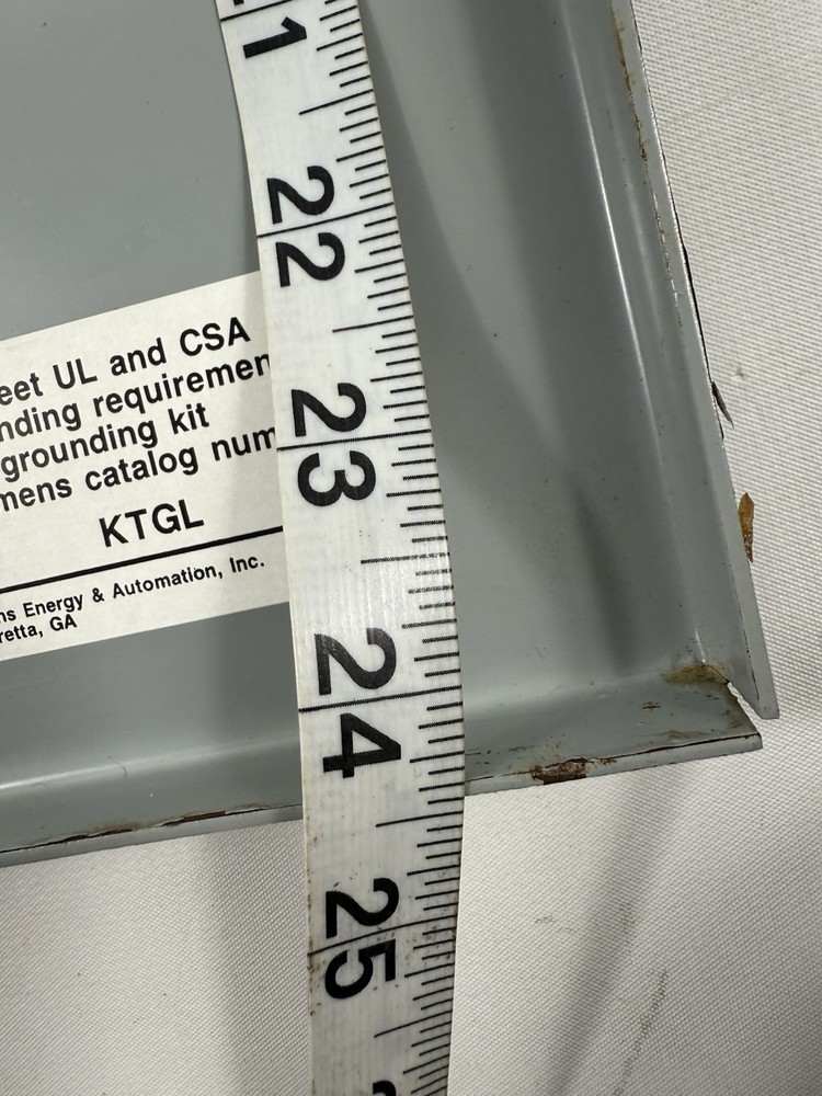 Siemens SCF Combination Motor Controller Enclosure Disconnect Box. Door / Cover