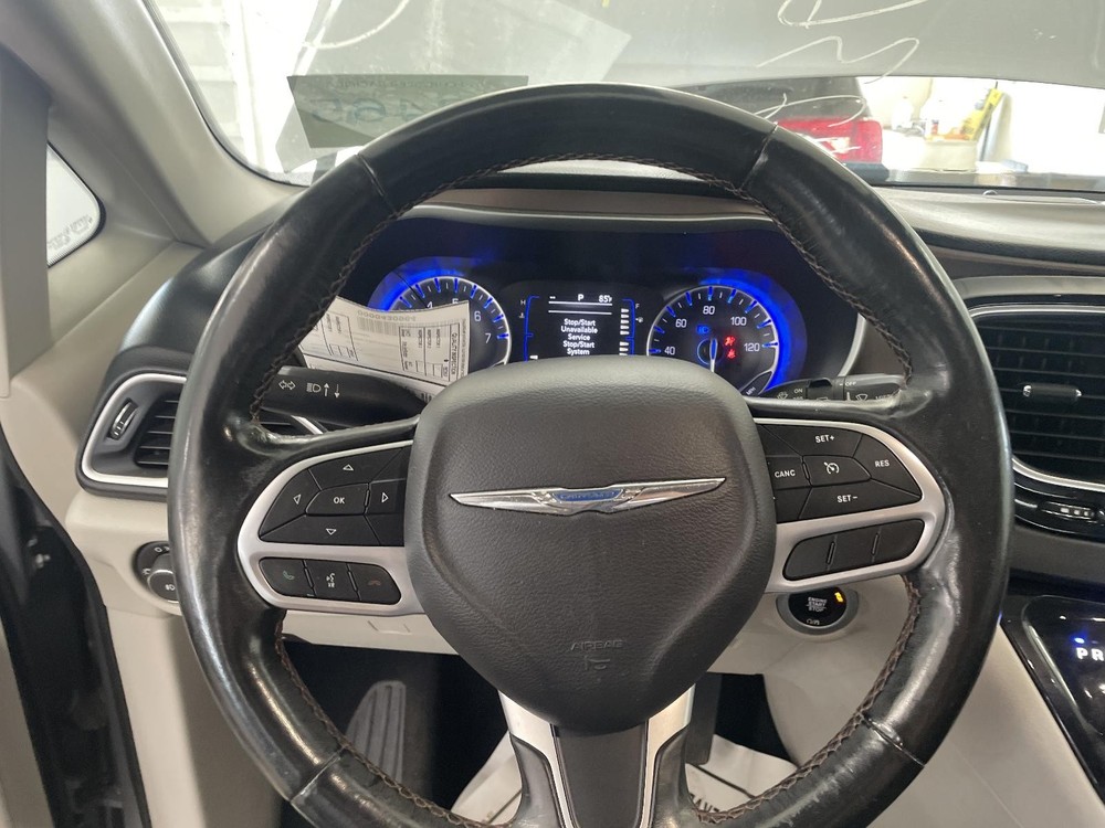 Used Floor Jack fits: 2019 Chrysler Pacifica Grade A