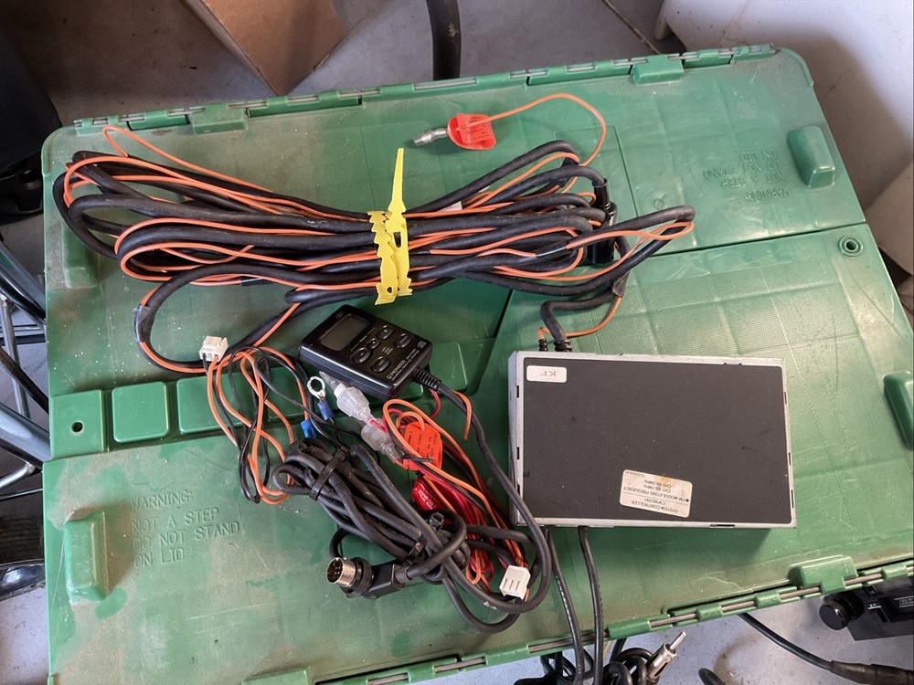 SYSTEM CONTROLLER CWM2601 FM MODULATING FREQUENCY