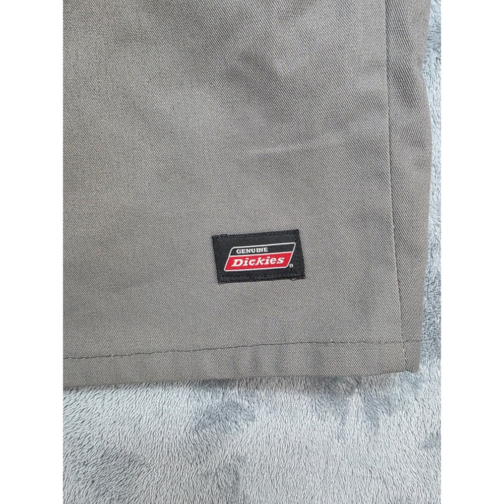 Genuine Dickies Mens Gray Flat Front Work Shorts Multi-Pocket Size 42