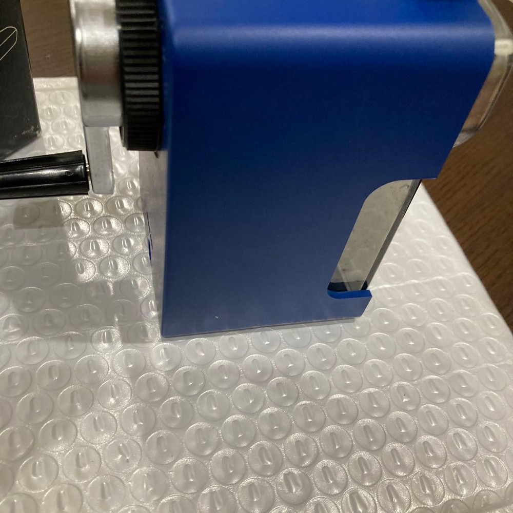 BOXY blue pencil sharpener Mitsubishi #5ff33d