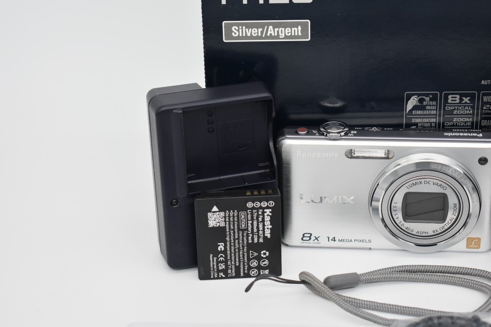Panasonic LUMIX DMC-FH20 Silver Compact Digital Camera 14.1MP - Bundle Tested