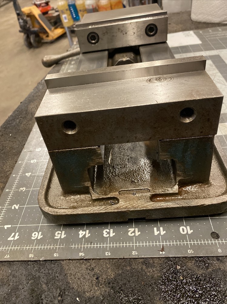 Kurt D675 Precision Machine Vise, 6” jaws, (dd6
