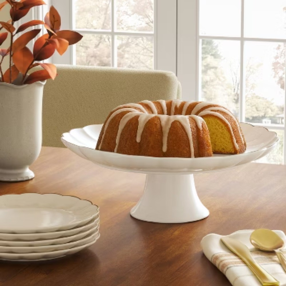 Ribbed Scallop Cake Stand - Threshold