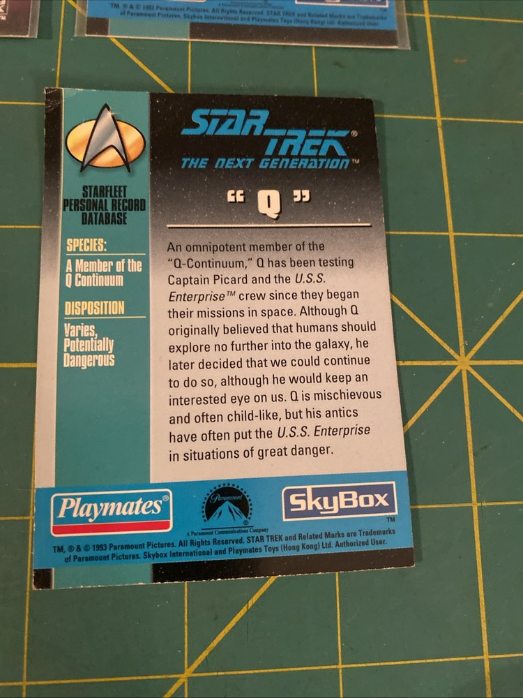 7 Star Trek Collector Cards
