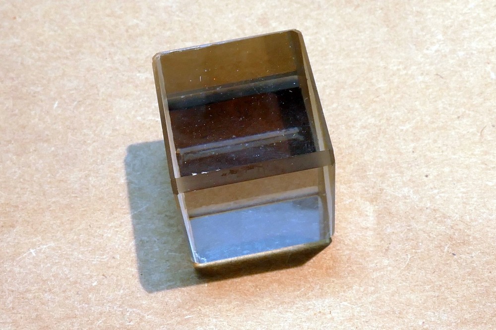 25.6mm Wire Grid Polarizing Cube 1" 400-700nm
