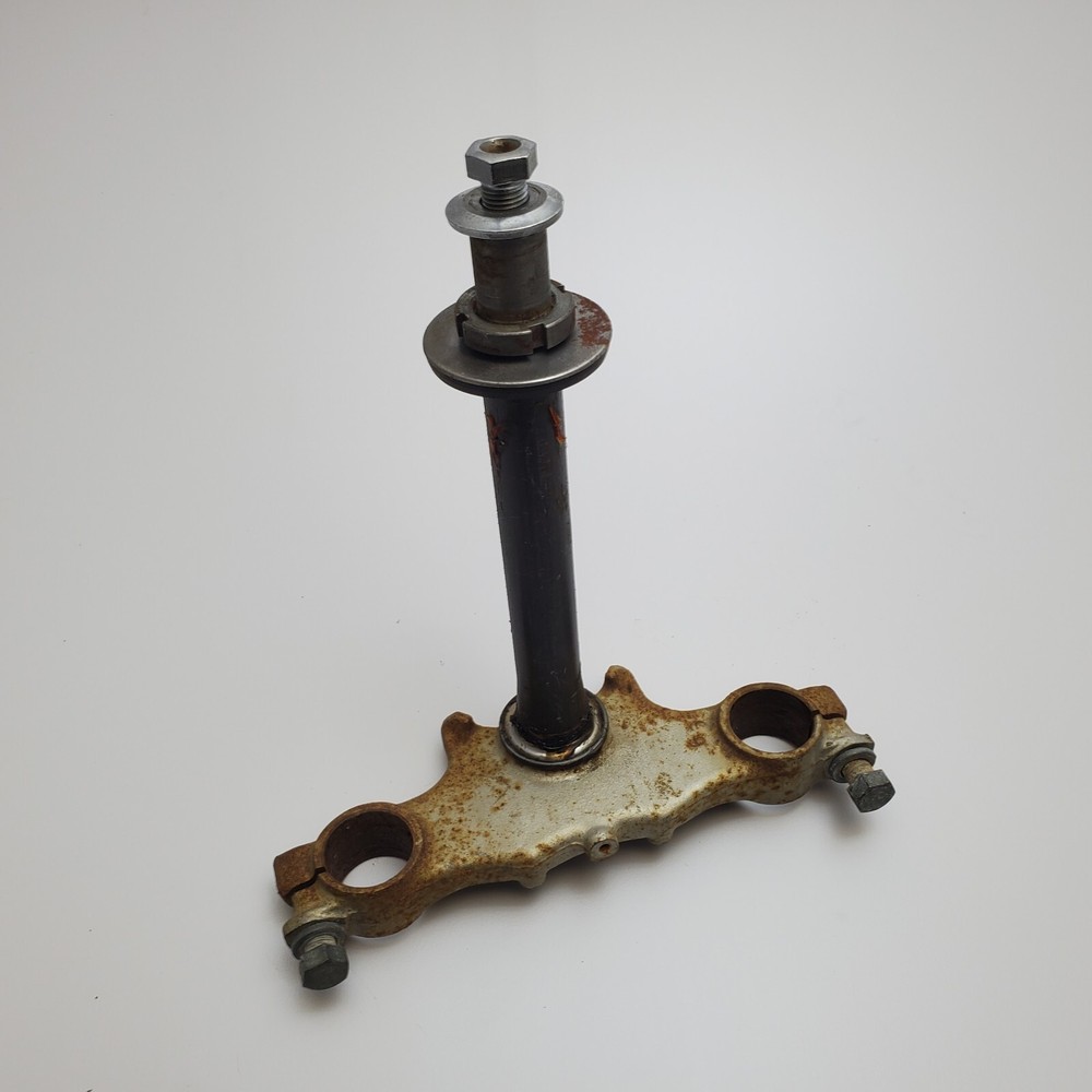 1973 Suzuki TS100 TS 100 Lower Triple Tree Clamp Steering Stem