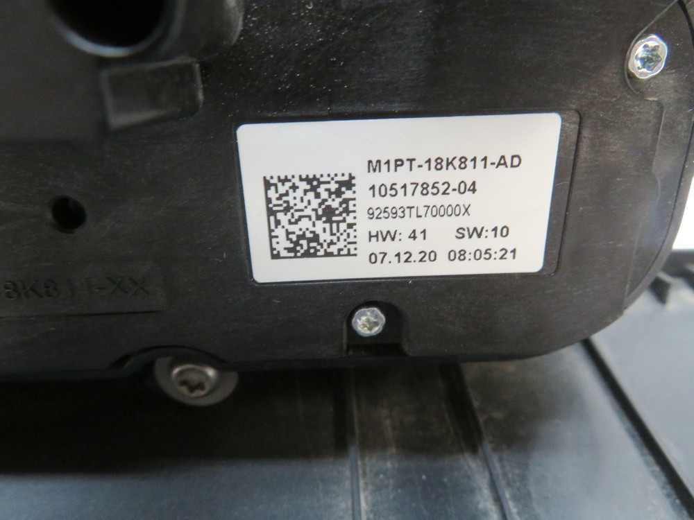 2021 FORD BRONCO CENTER STACK CONTROL PANEL BRACKET OEM M1PT-18K811-AD AIR VENT