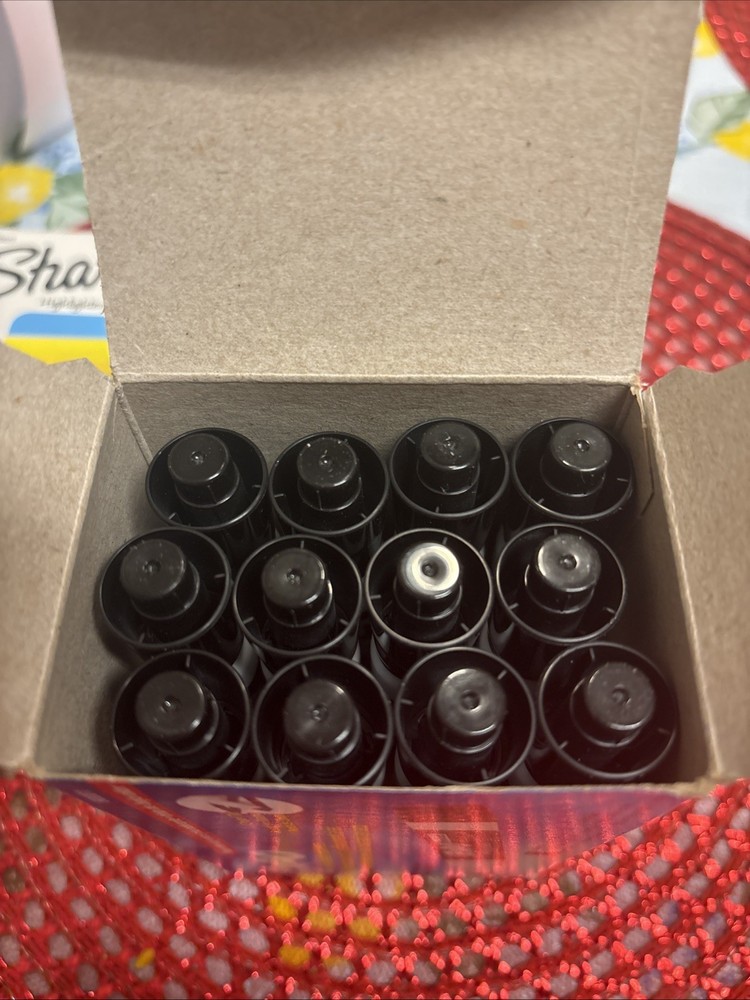 Sharpie Liquid Tip Marker Pack! Look!!