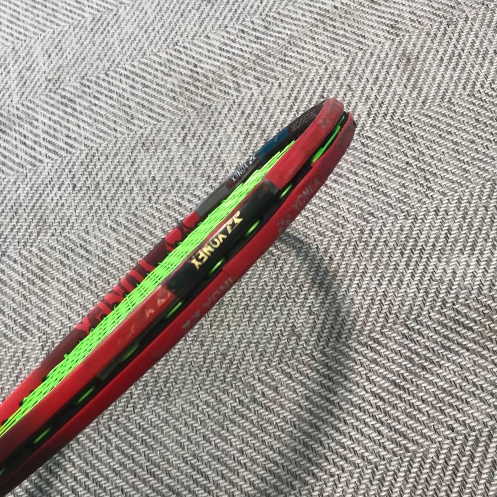 YONEX CORE 98 with polygut, grip 2