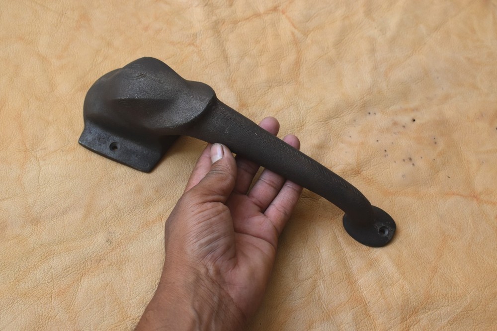 Cast iron door gate Elephant Face handle vintage style Front Door pull handle