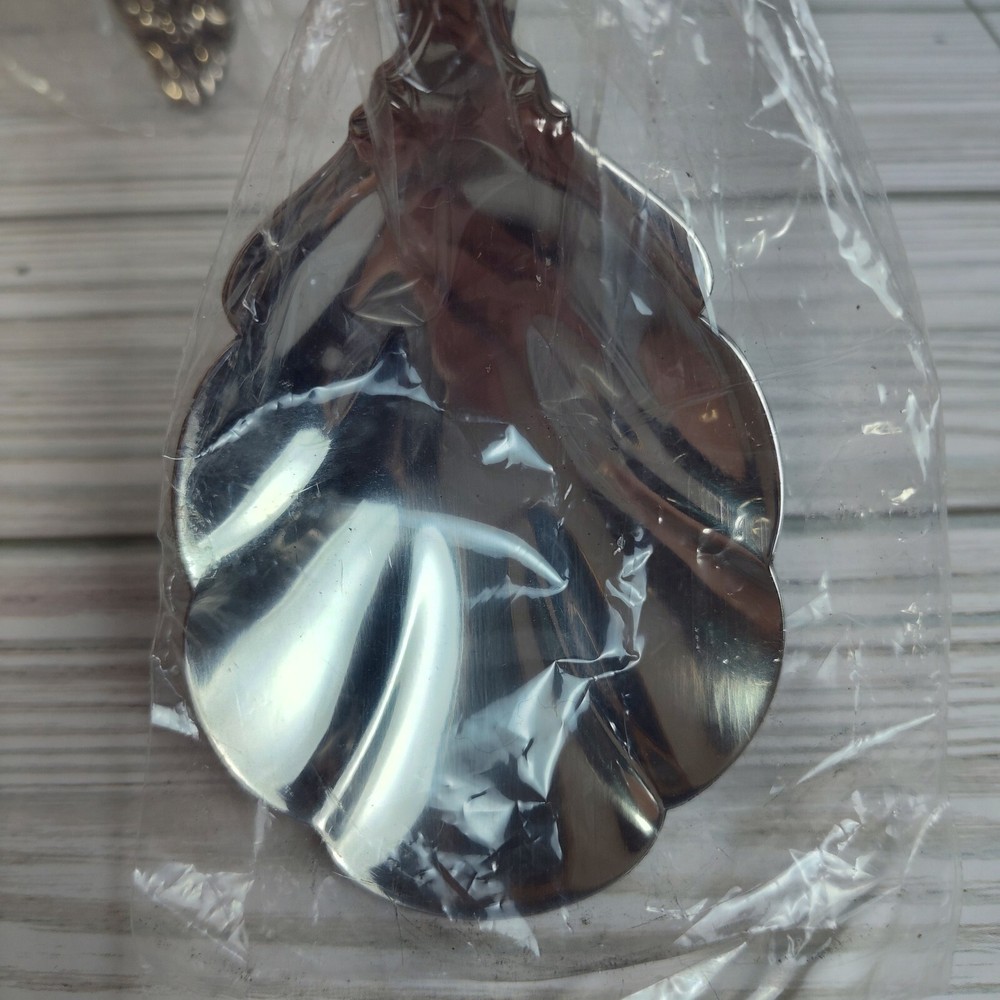 Oneida Frederick II Salad Meat Serving Fork & Casserole Spoon 2 pc. Serving Set