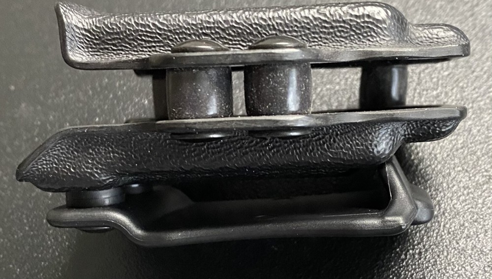 L.A.G. Tactical Universal Double Stack Mag Holder 10mm / .45 02597