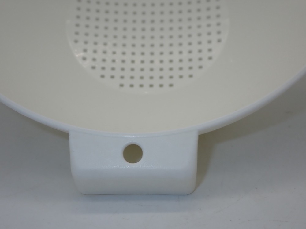 Vintage Tupperware #1523 2 Qt. Large Size White Colander Strainer