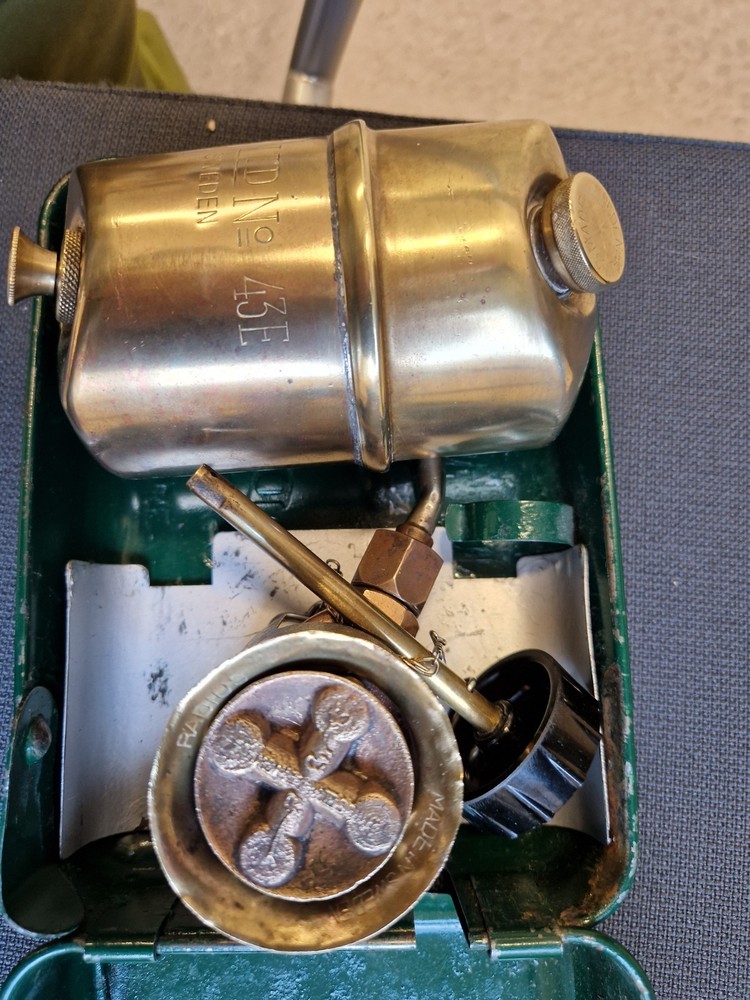 BEAUTIFUL Vintage Radius 43E Stove Chrome