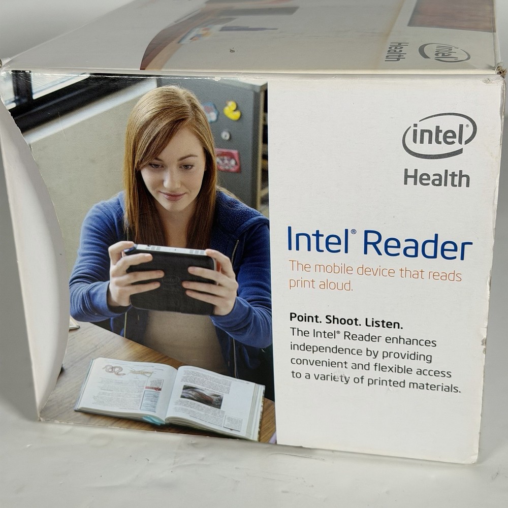 Intel Reader by Intel Health Complete Kit w Box, Adapter, Case, Etc. - Tested