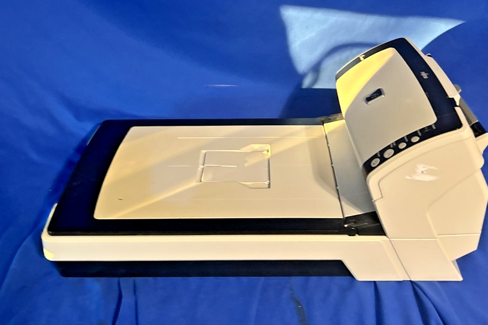 Fujitsu fi-6240Z Flatbed High Speed 600 DPI Document Scanner USB