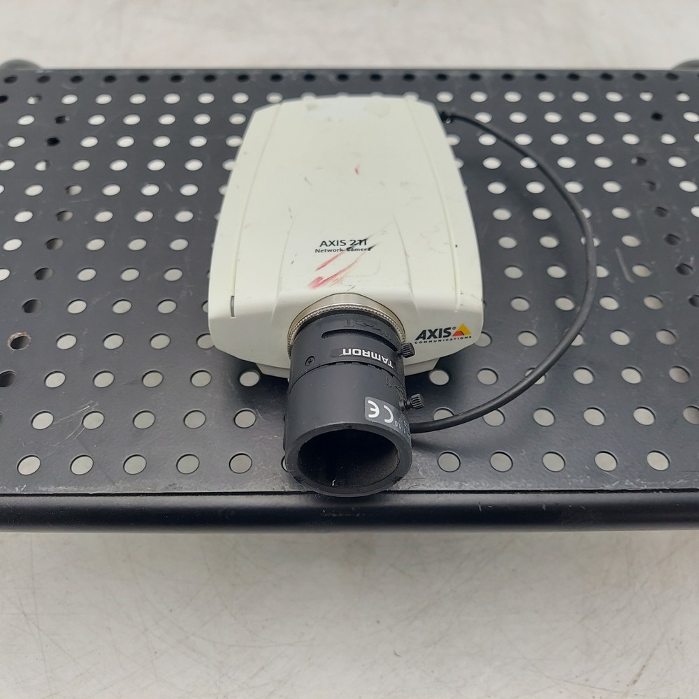 AXIS COMMUNICATIONS 211 0198-001-04 NETWORK CAMERA