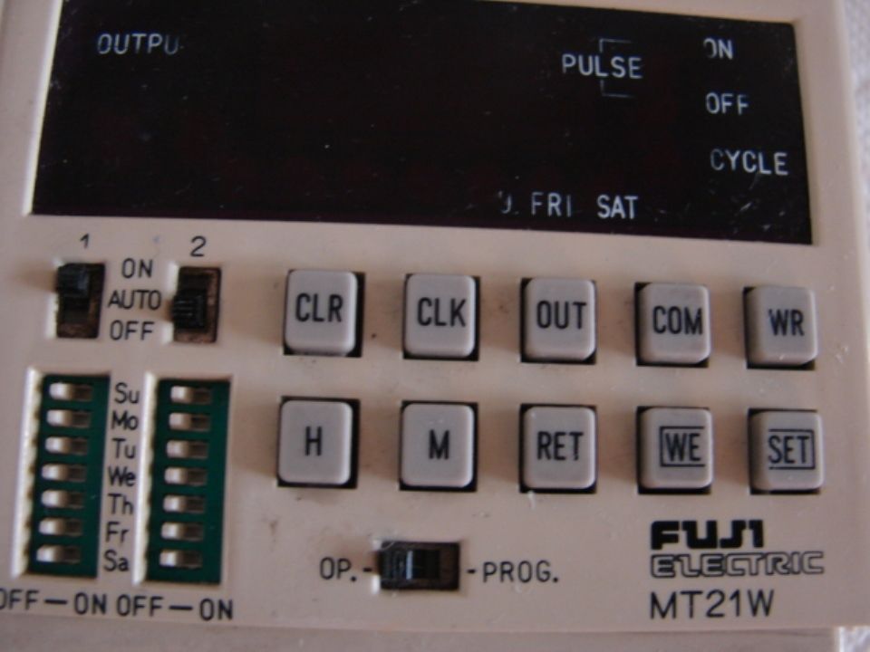 Fuji Electric Program Timer MT21W-2