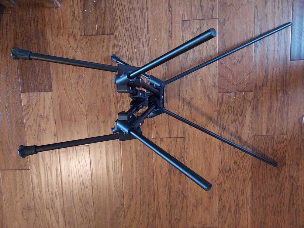 Black Collapsible 4-Leg 4-Arm Drum Stand