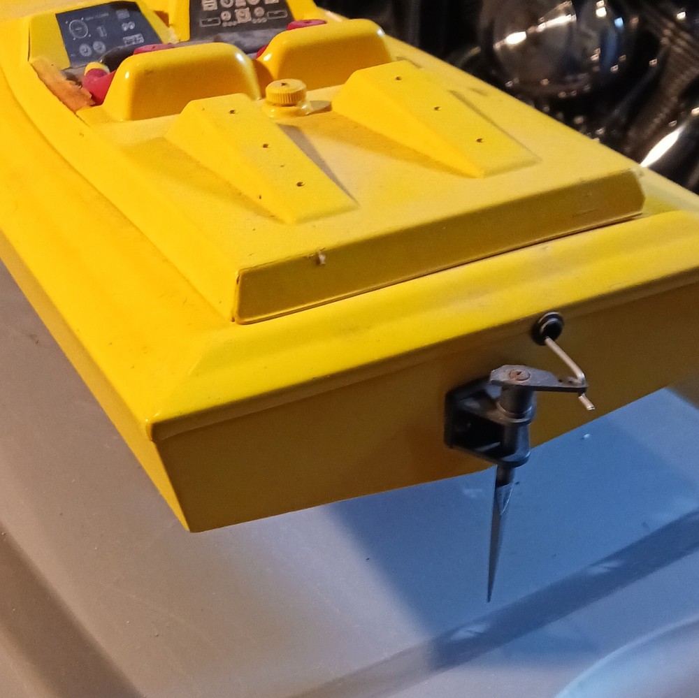 RCBOAT Classic Yellow