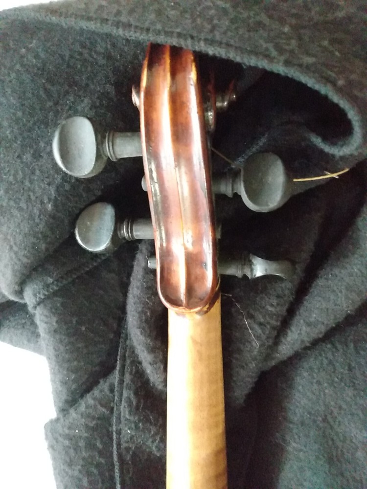 Interesting Old Fine Violin