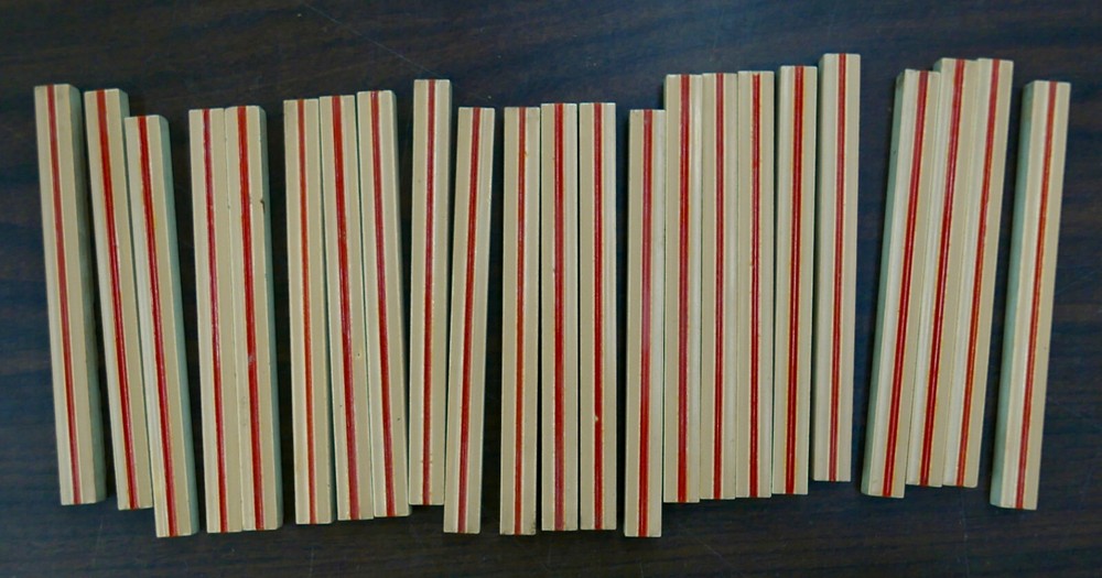 Vintage Tile Liner Beige with Orange Stripe